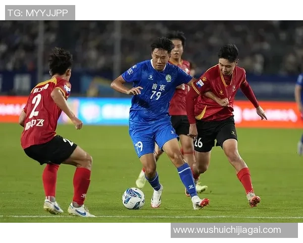 南京足球队在冠军赛中的节奏掌控与战术分析全景回顾